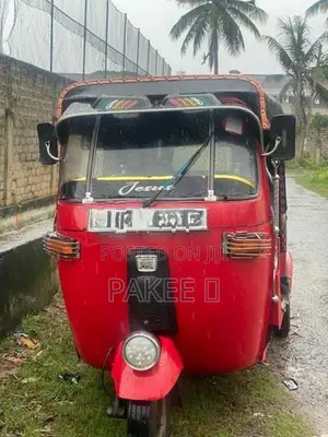 Bajaj RE 2004
