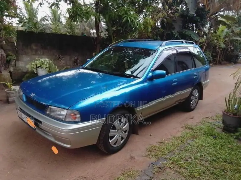 Nissan Wingroad 1998