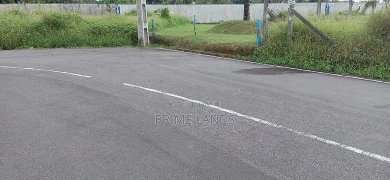 Kottawa 336 Bus Road , Residential Land for Sale