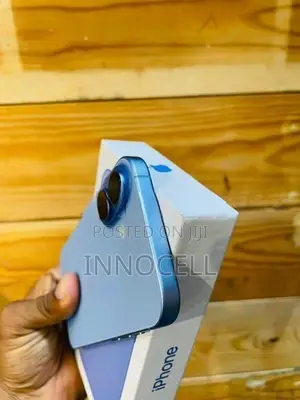 Apple iPhone 17 256GB (Used)
