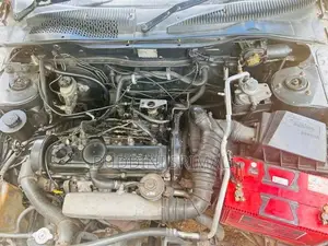Nissan Sunny 1992