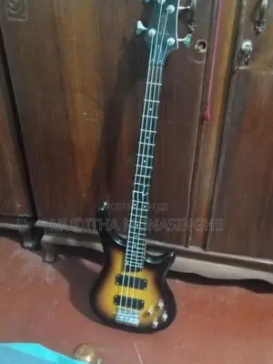 Deviser Bass Guitar