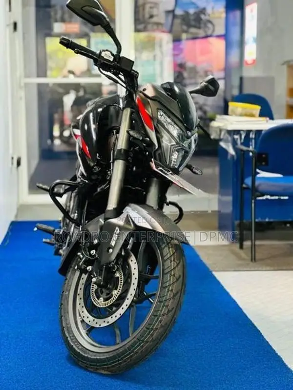 Bajaj Pulsar NS200 Dual ABS Efi New 2026