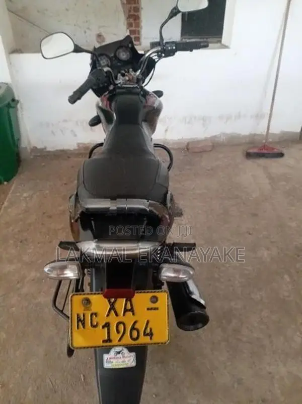 Bajaj Discover 150 2011