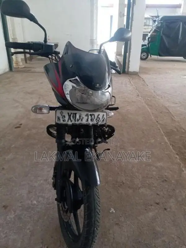 Bajaj Discover 150 2011