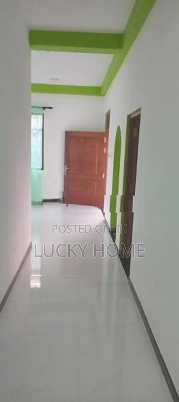 Negombo Upstair House Rent
