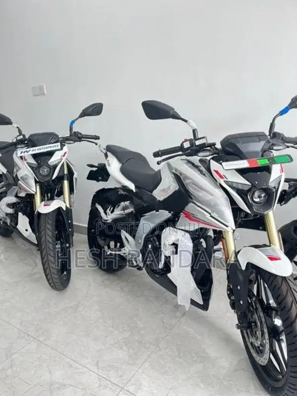 Bajaj Pulsar N160 Premium 2026