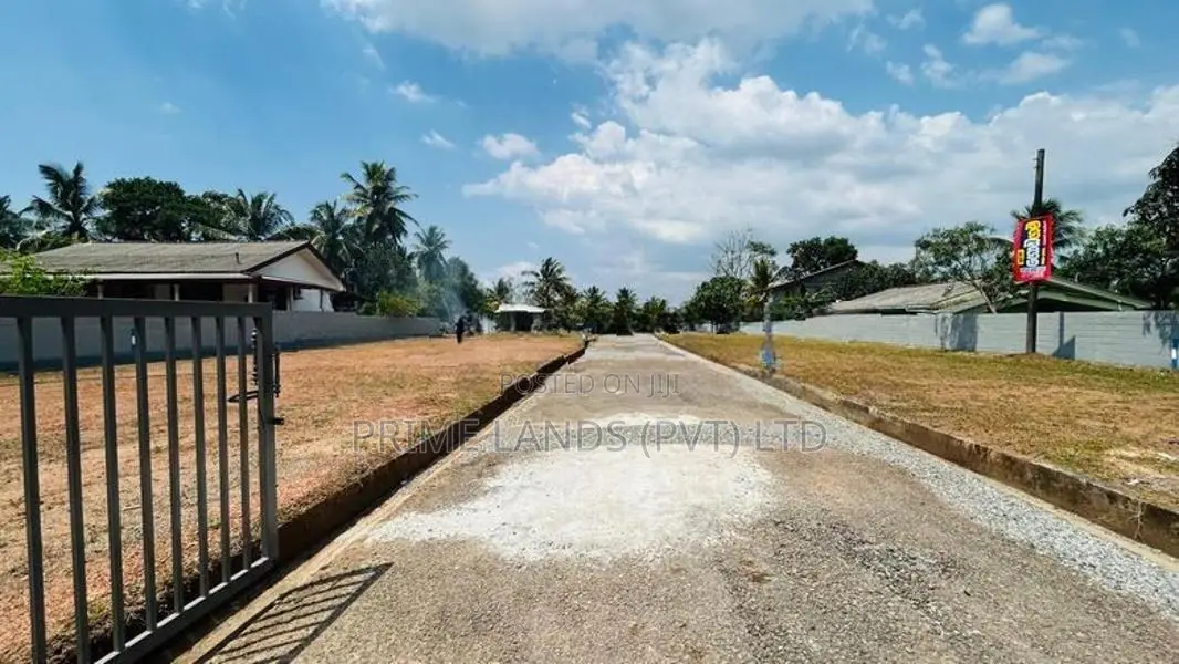 ගොඩගම හන්දියට ආසන්නව බිම් කොටස් විකිණීමට