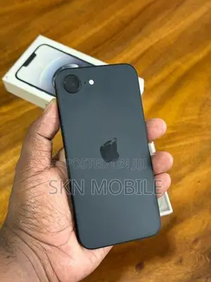 Apple iPhone 16e 128GB (Used)