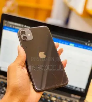 Apple iPhone 11 256GB (Used)