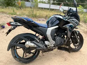 New Yamaha YZF-R 2019 Black