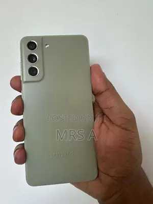 Samsung Galaxy S21 FE 5G 8/256GB (Used)