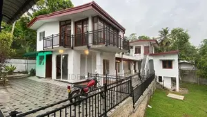 Kadawatha - House for Rent