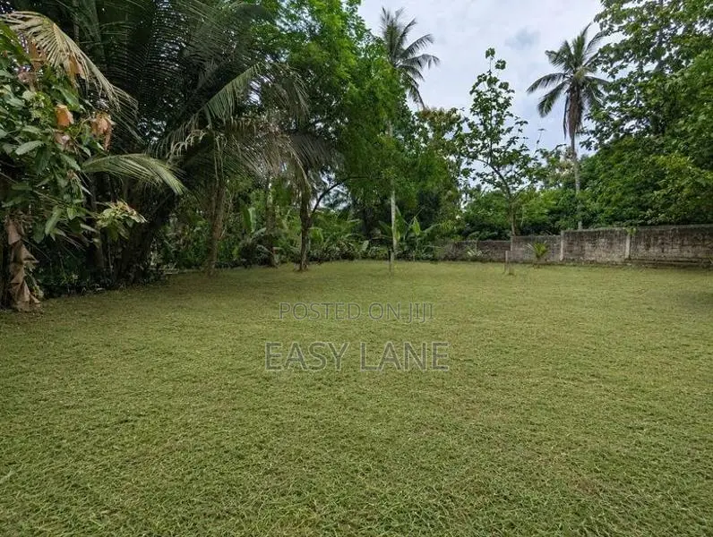Nittambuwa අගනා ඉඩමක්