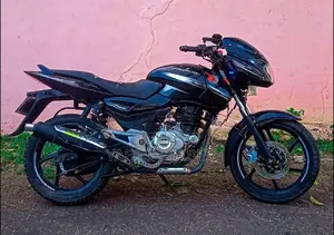 Bajaj Pulsar 150 2015