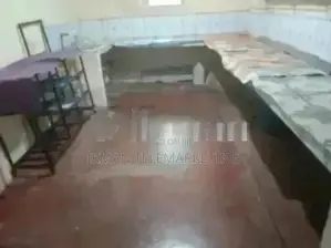 Rooms for Rent on Hanthana Road, Kandy (Mae/Female))