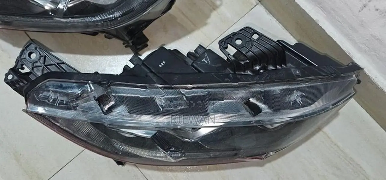 Honda Civic FK6 Head Light