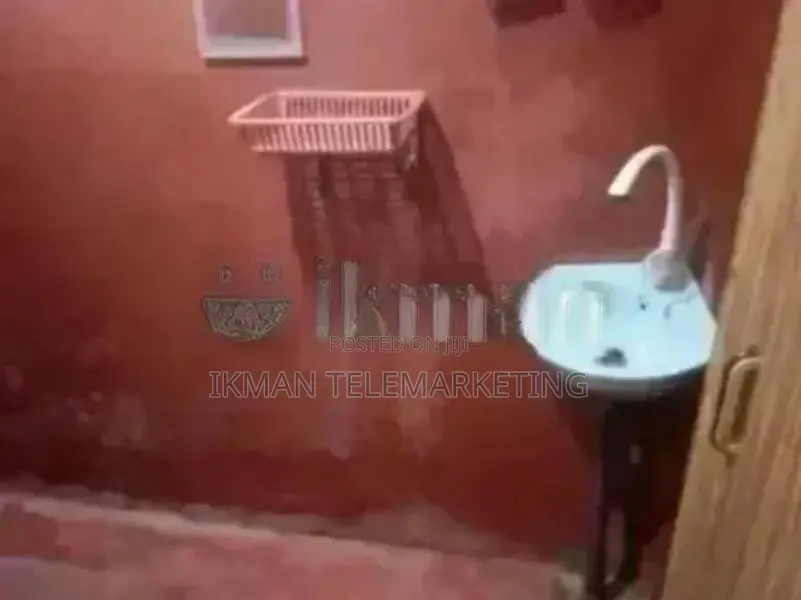 Rooms for Rent on Hanthana Road, Kandy (Mae/Female))
