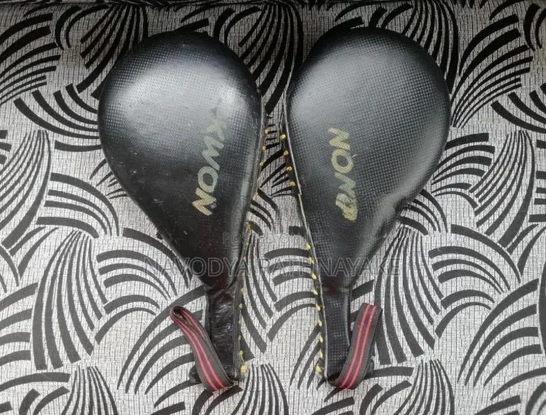 Kwon Hand Mitts