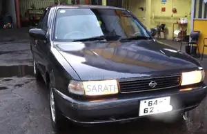 Nissan FB 13 1994