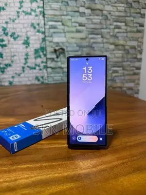 Samsung Galaxy Z Flip 6 12GB 256GB 5G (Used)