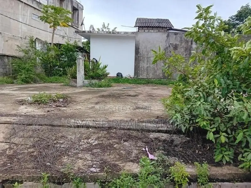 Residential Land for Sale in Nawala