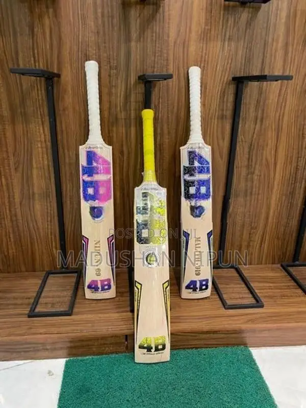 4B Cricket Bat