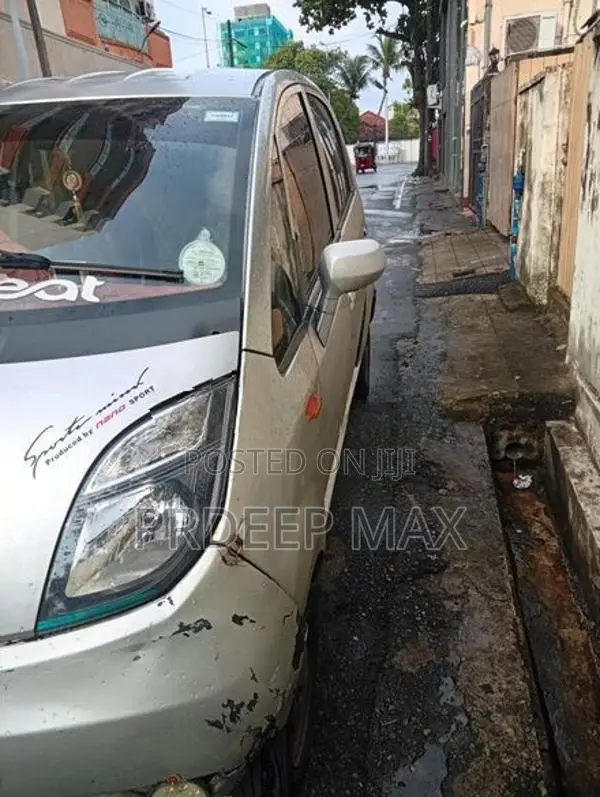 Tata Nano 2011