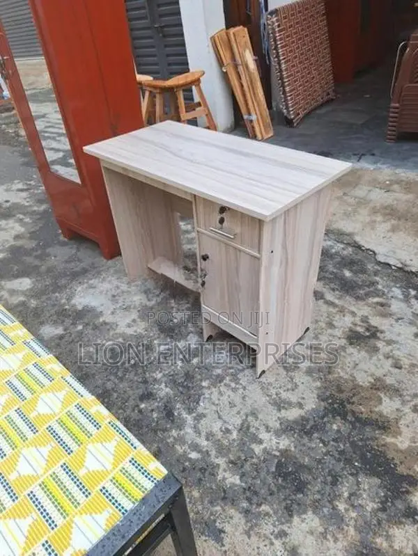 3ft Melamine Office Tables