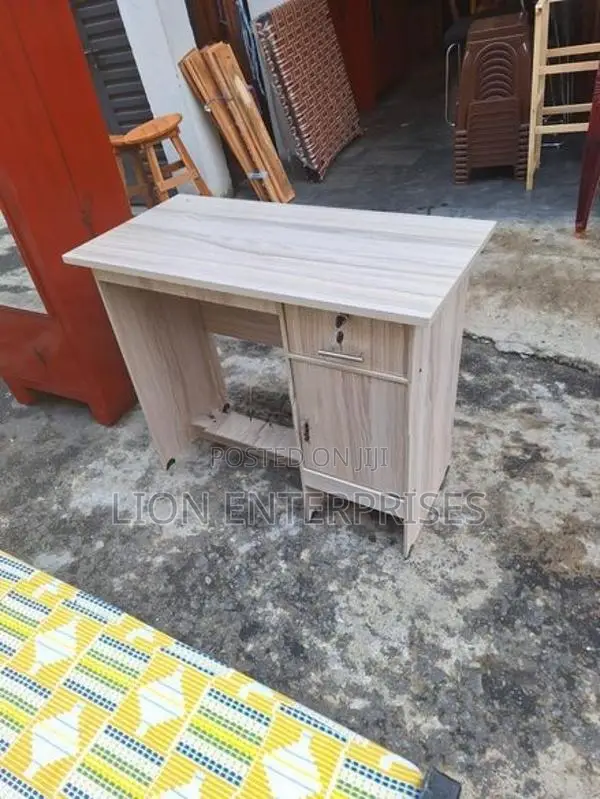 3ft Melamine Office Tables