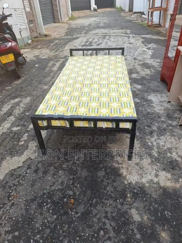 Single Bed with Layer Mattress