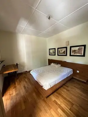 Semi Furnished House For Rent - Colombo 5