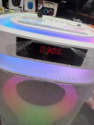 Brodu BTS2407 White Party Box Speaker