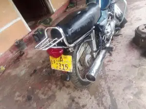 Bajaj Boxer 2003
