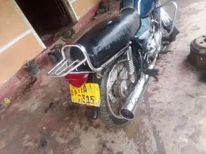 Bajaj Boxer 2003