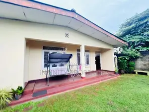 (AF881) 14P Land with Single Storey House for Sale Etul Kotte