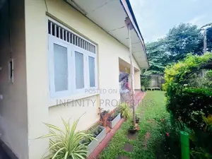 (AF881) 14P Land with Single Storey House for Sale Etul Kotte
