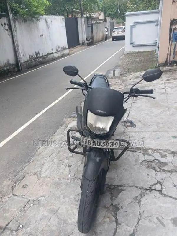 Honda Dream Yuga 2012