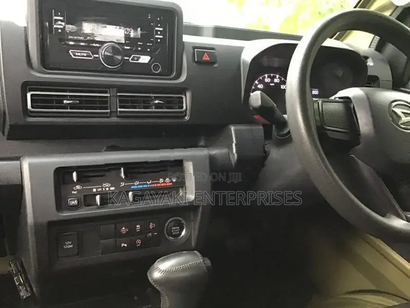 Daihatsu Hijet AUTO PUSH START PW 2022