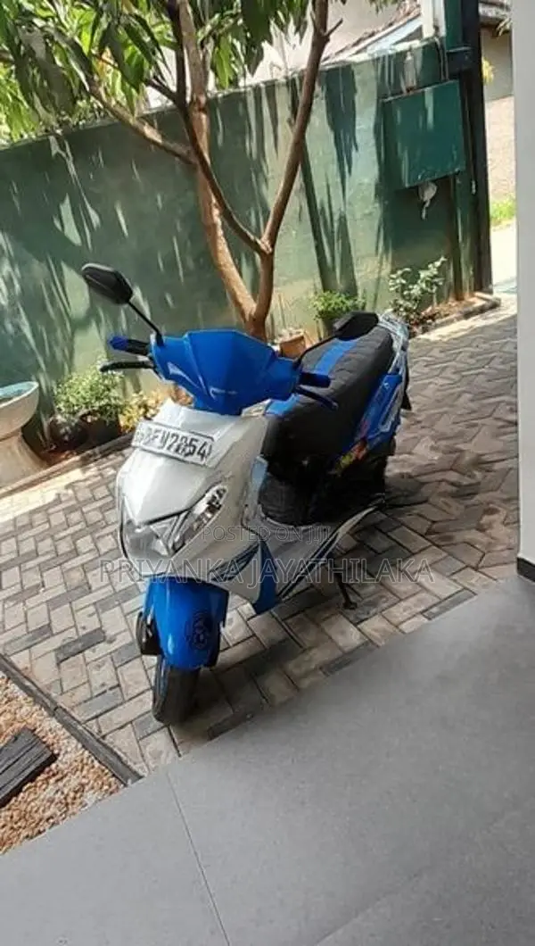 Honda Dio 2017