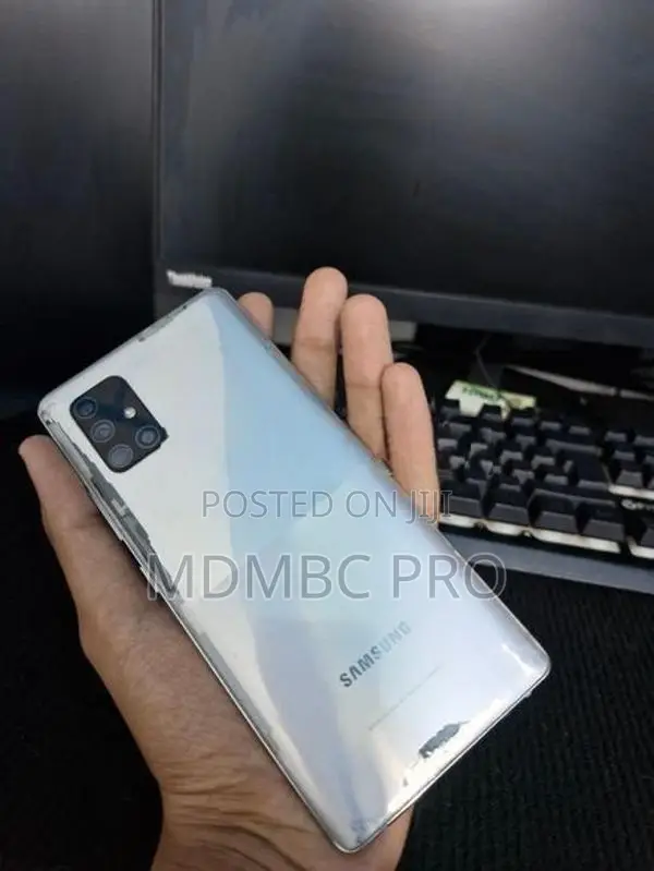 Samsung A Quantum A71 (Used)
