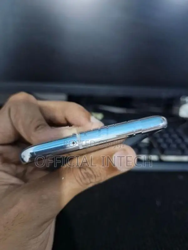 Samsung A Quantum (Used)