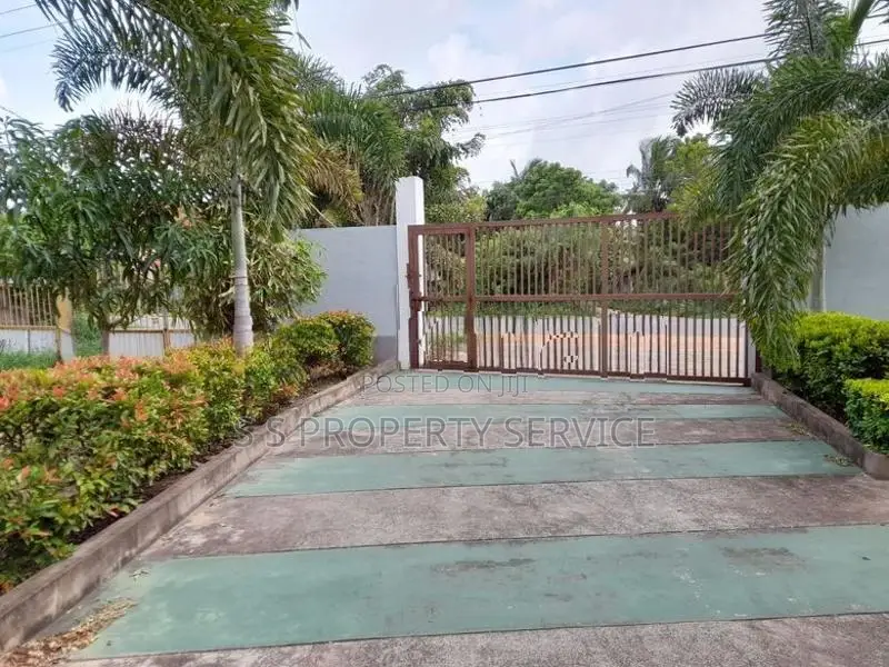 Puttalam - Villa for sale (SSPH-374)