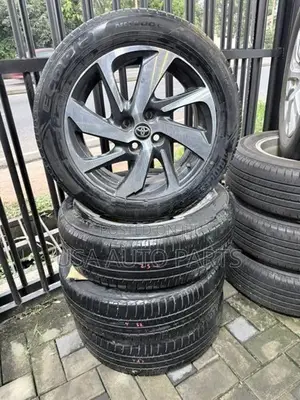 Toyota aqua x urban 16” alloy wheels