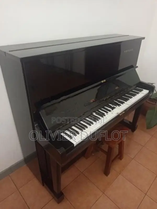 Horugel Piano