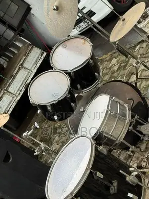 Tama Drum