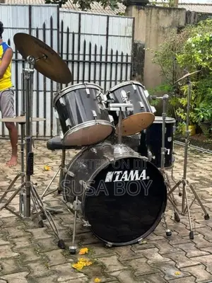 Tama Drum