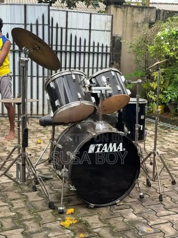 Tama Drum
