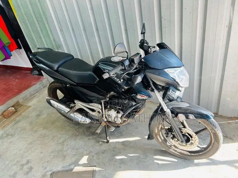 Bajaj Pulsar 135 LS 2016