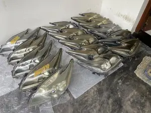 Toyota Prius W 30 Head Light